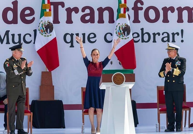 Sheinbaum en celebración de 7 años de la 4T
