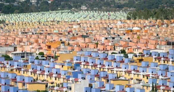 El Infonavit en la Mira Acusan a Morena de Cambiar las Reglas para Usar Fondos de los Trabajadores