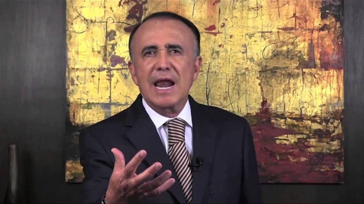 Pedro Ferriz acusa AMLO gobierna desde las sombras – RevuTJ